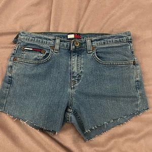 tommy hilfiger jean shorts